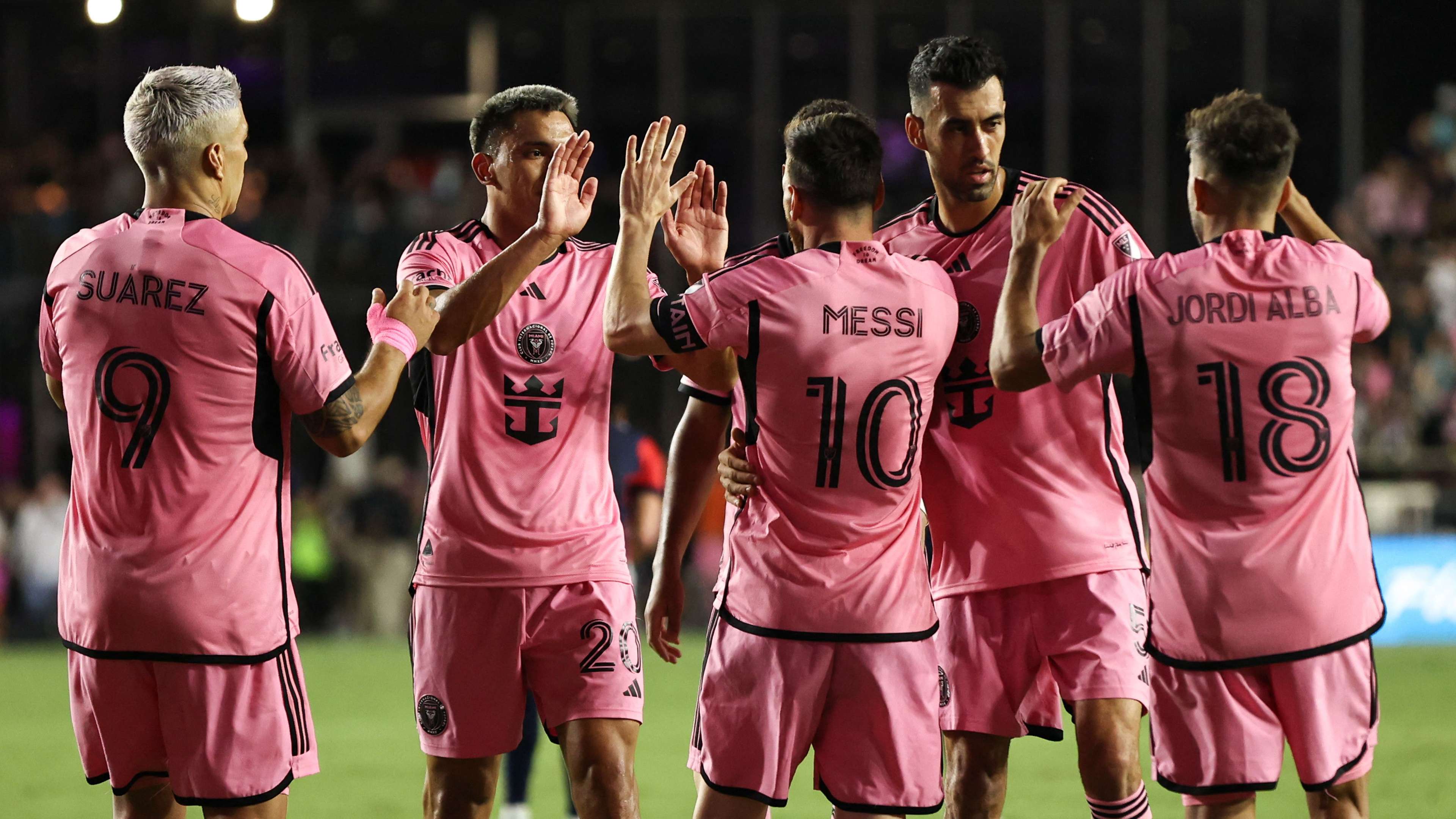 对强敌时拿 对强敌时拿